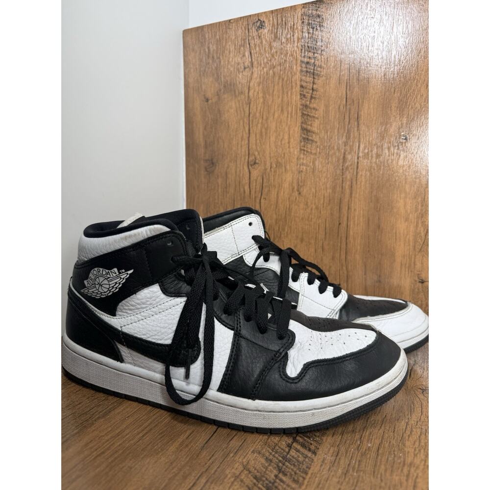 Nike Air Jordan 1 Mid SE W Homage Black White Split Panda Size 10.5US Preowned